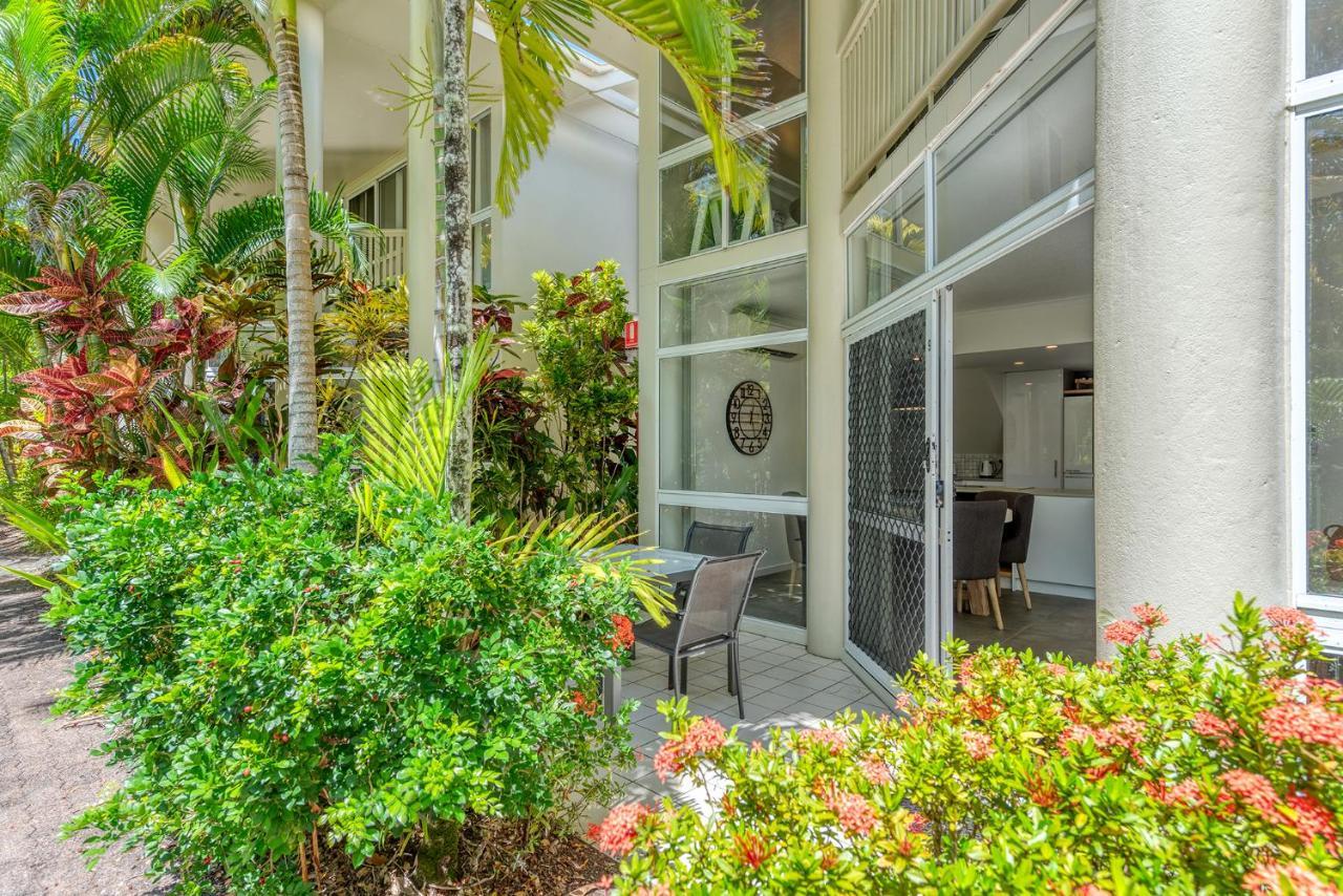 Tropical Nites Holiday Townhouses Port Douglas Exteriör bild