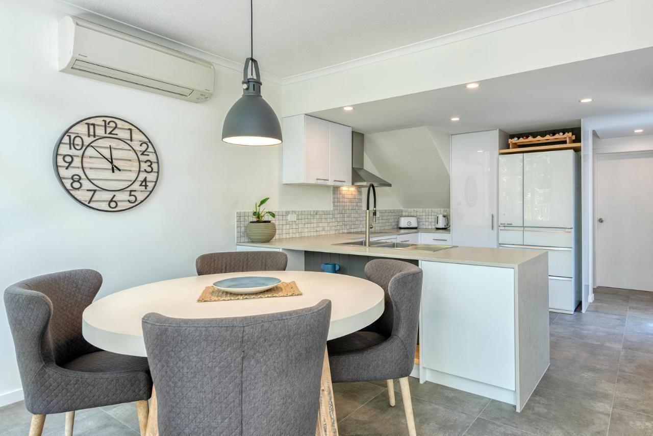 Tropical Nites Holiday Townhouses Port Douglas Exteriör bild