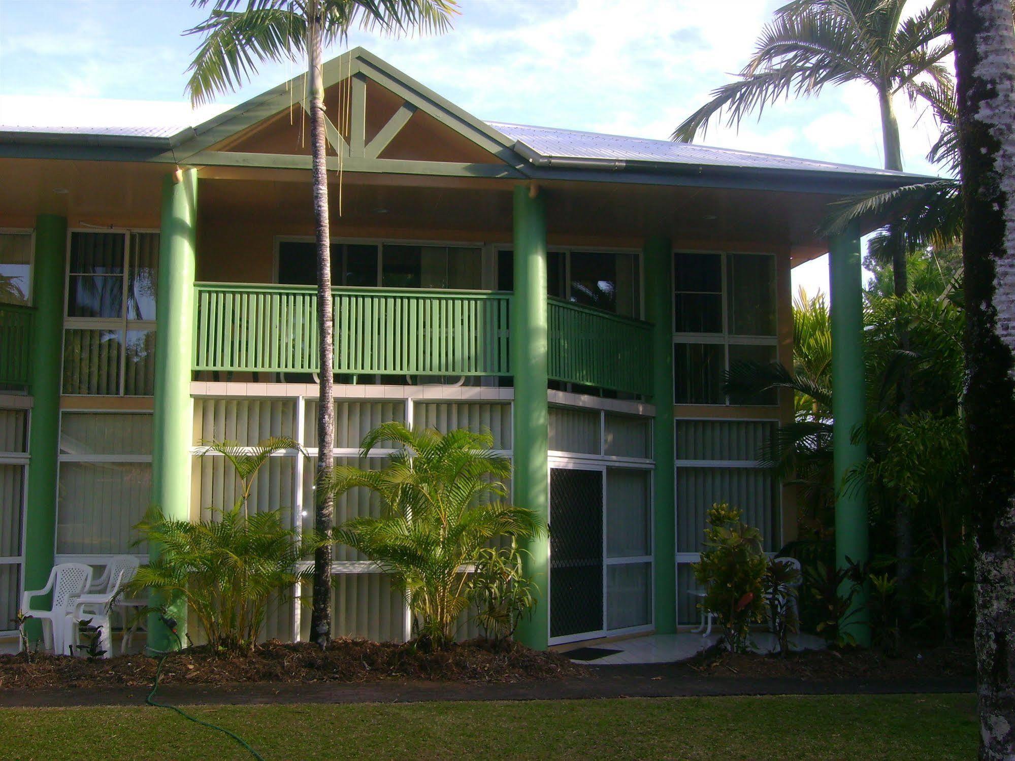 Tropical Nites Holiday Townhouses Port Douglas Exteriör bild