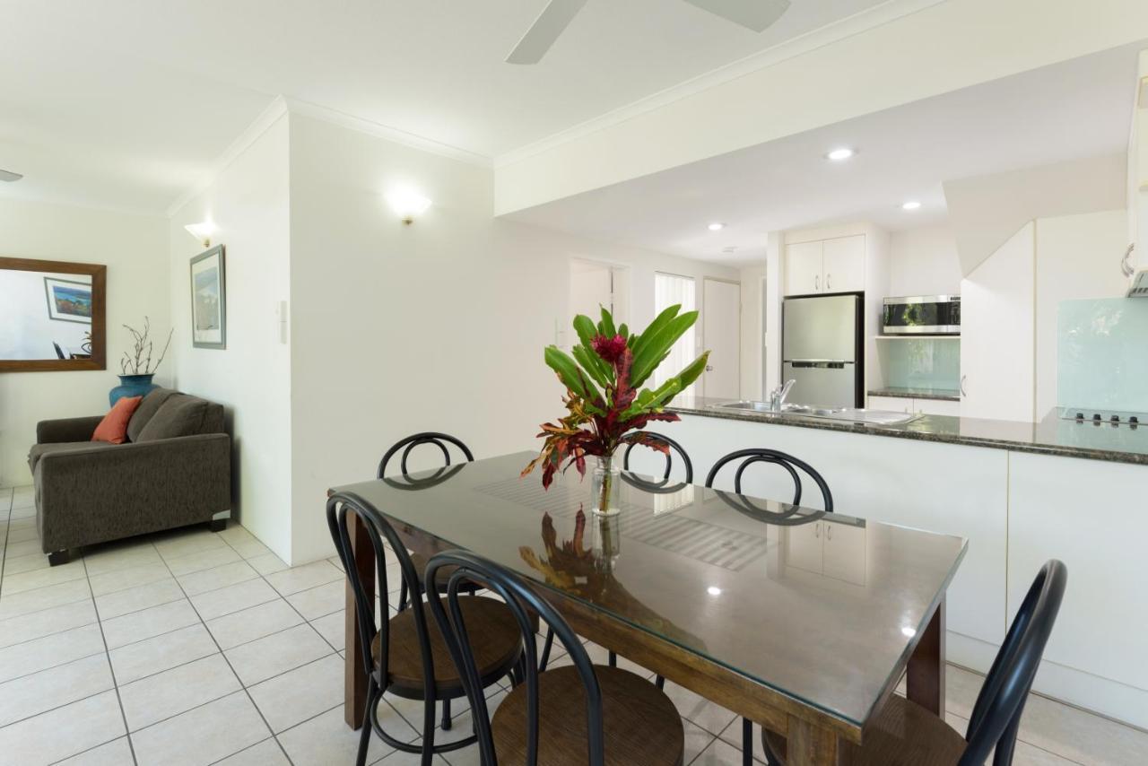Tropical Nites Holiday Townhouses Port Douglas Exteriör bild